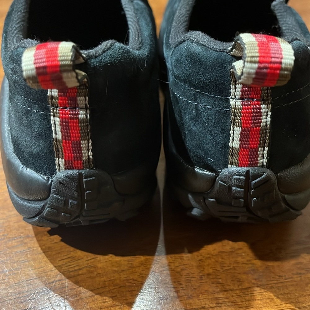 Merrell slip on shoes in black suede size 7.5 - Picture 6 of 9